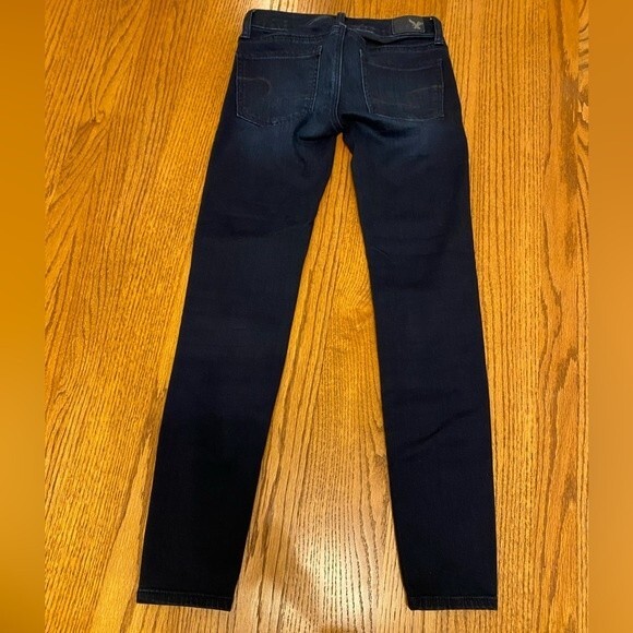 American Eagle Dark Wash Denim Super Low Stretch Skinny Jegging Jeans - Picture 4 of 16